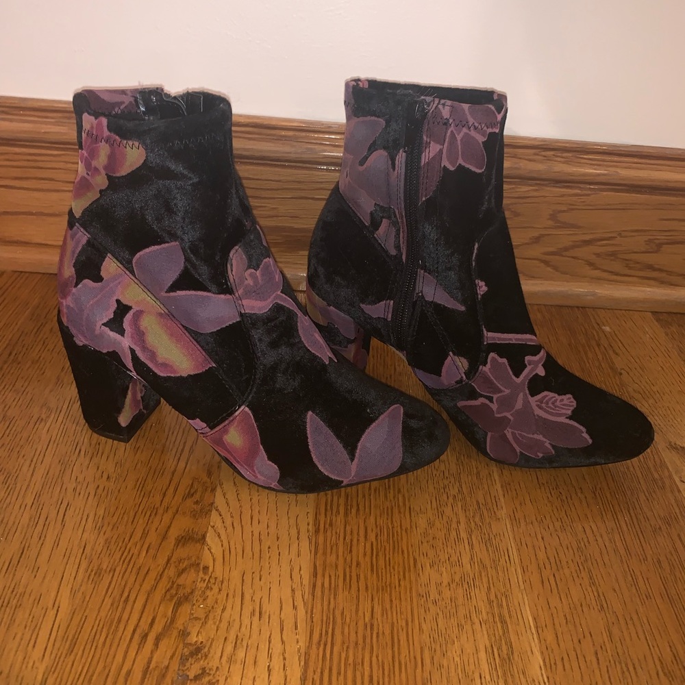 Steve Madden Floral Booties